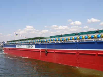 Несамоходное сухогрузное двухтрюмное судно смешанного (река-море) плавания NBL-001